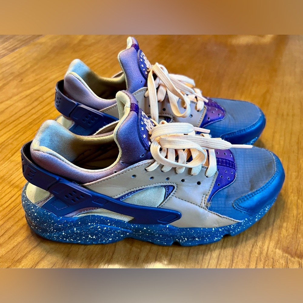 Nike Air Huarache Premium Elemental Gold Mens 8, Tan/Purple Gray
